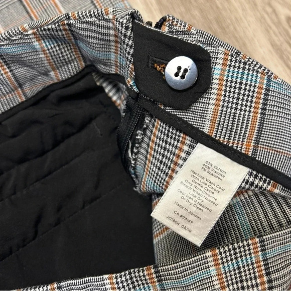 Women’s Talbots Chatham Ankle Pants / Plaid Print Button Ankle Detailing / 16P - Picture 4 of 8